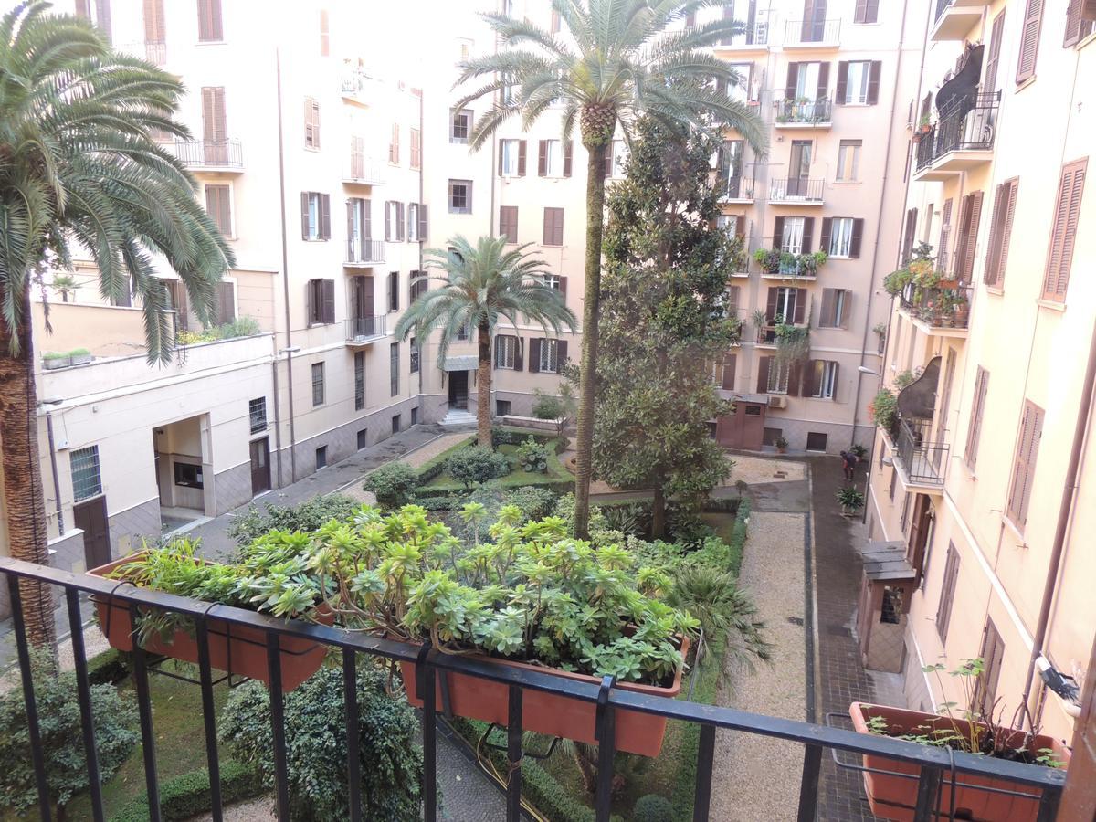Jukebox & Rooms B&B Rome Bagian luar foto
