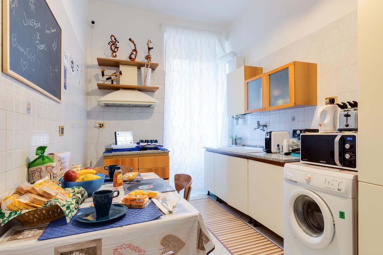Jukebox & Rooms B&B Rome Bagian luar foto